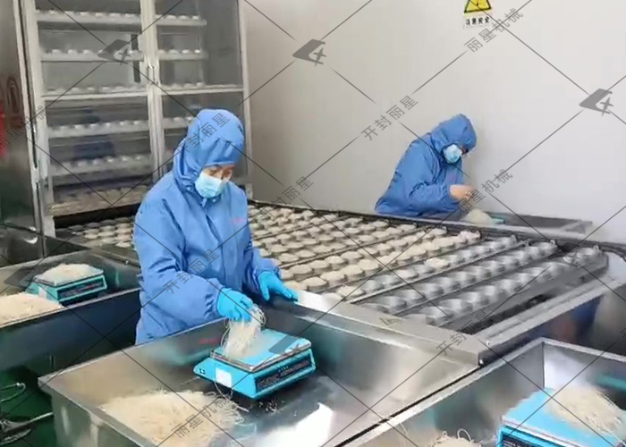 走進河北客戶場地，見證麗星酸辣粉生產(chǎn)線試機運行